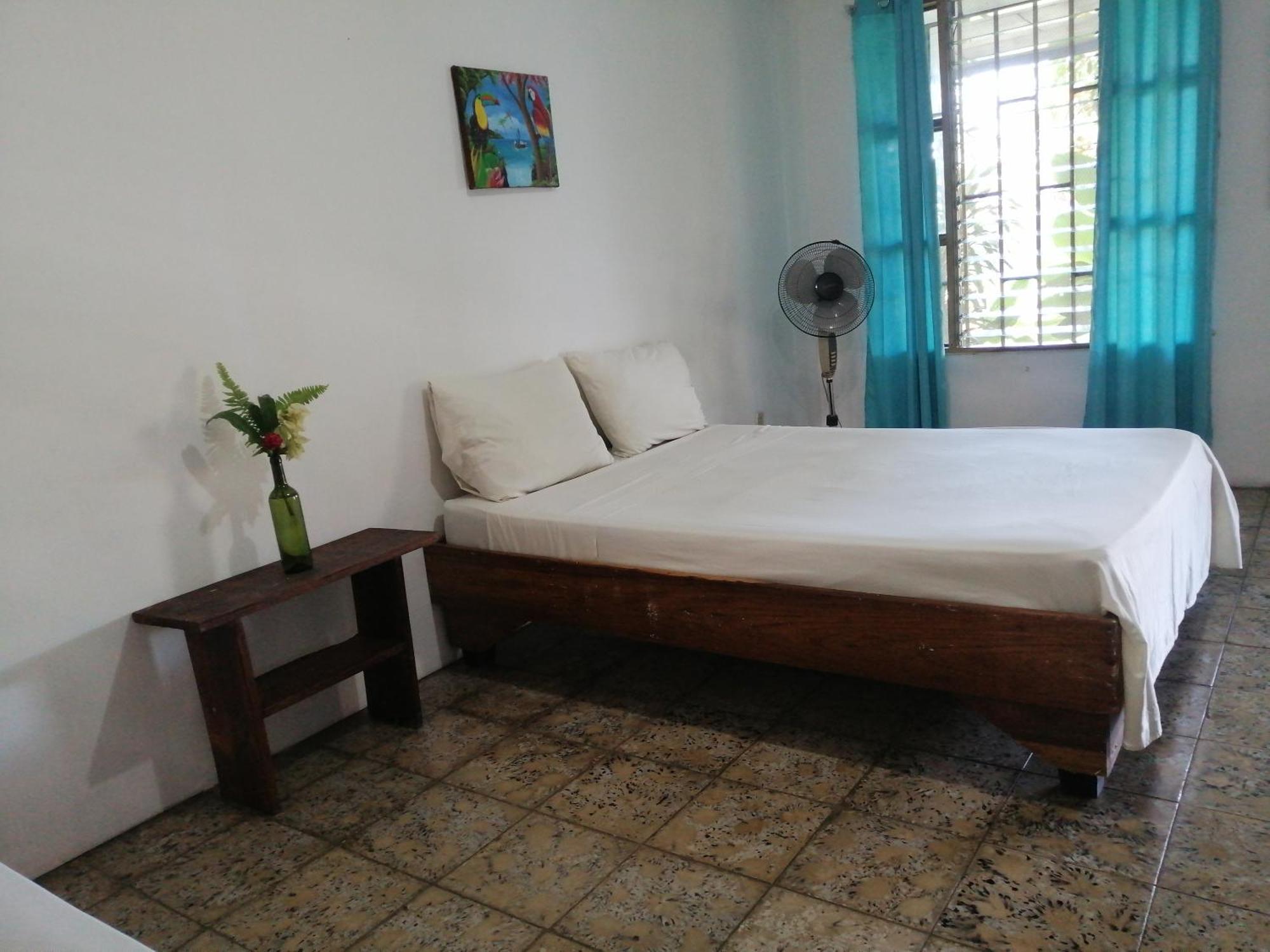 Rooms Palmeras Cahuita Eksteriør bilde